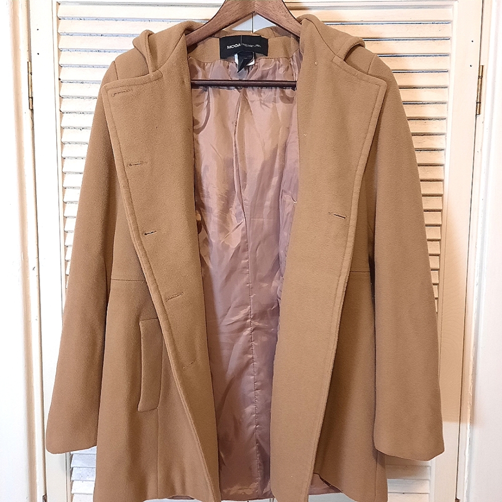 Moda International women's beige peacoat- sz. 6